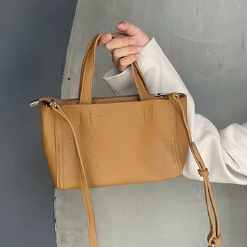 2023 Новые женские сумки Маленькая сумка через плечо из натуральной кожи Отличная сумка через плечо первого слоя из воловьей кожи для женских сумок-шопер